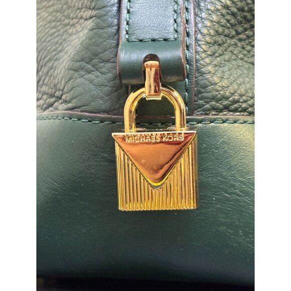 Michael Kors Green Leather Shoulder Bag - Picture 9 of 11